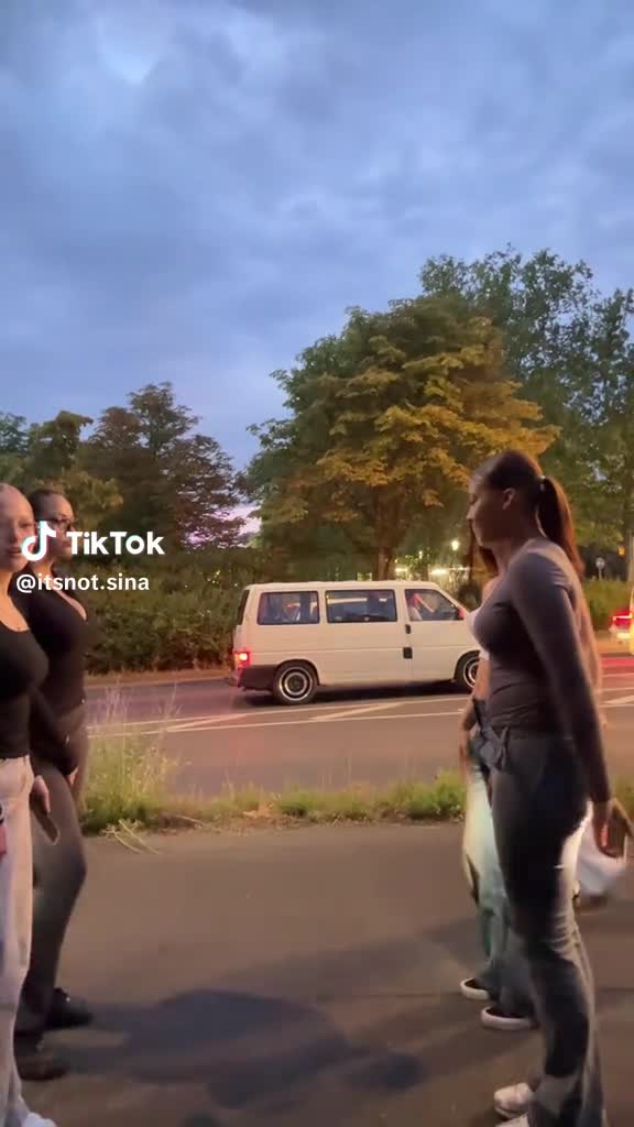 Video 1680885 from Itsnot.sina