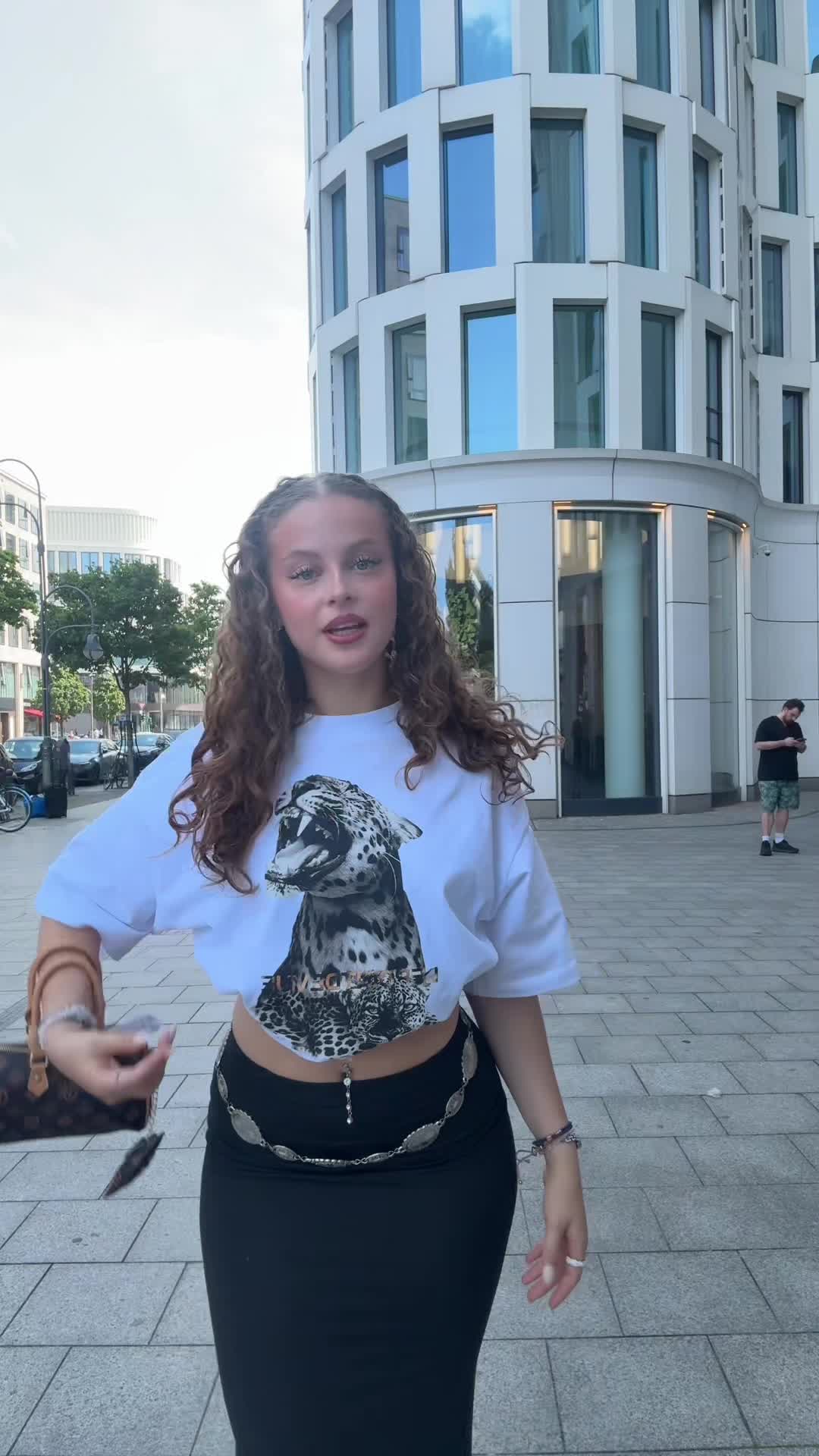 Video 1696202 from mayaa.zr