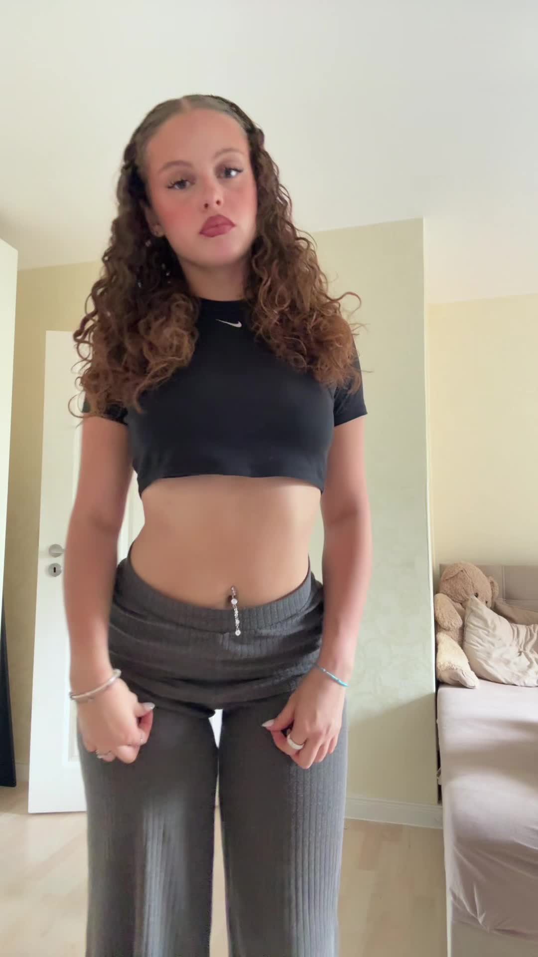 Video 1696208 from mayaa.zr