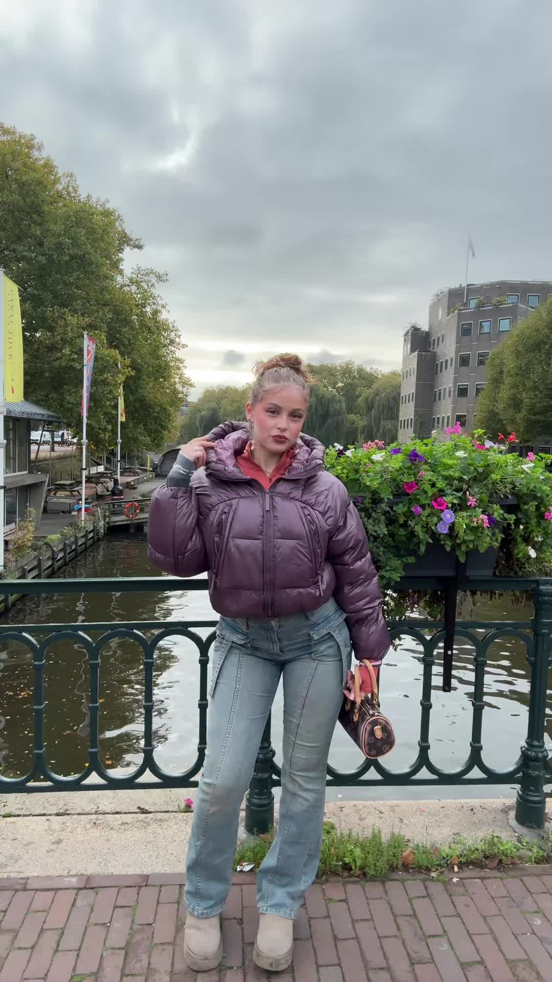 Video 1696239 from mayaa.zr