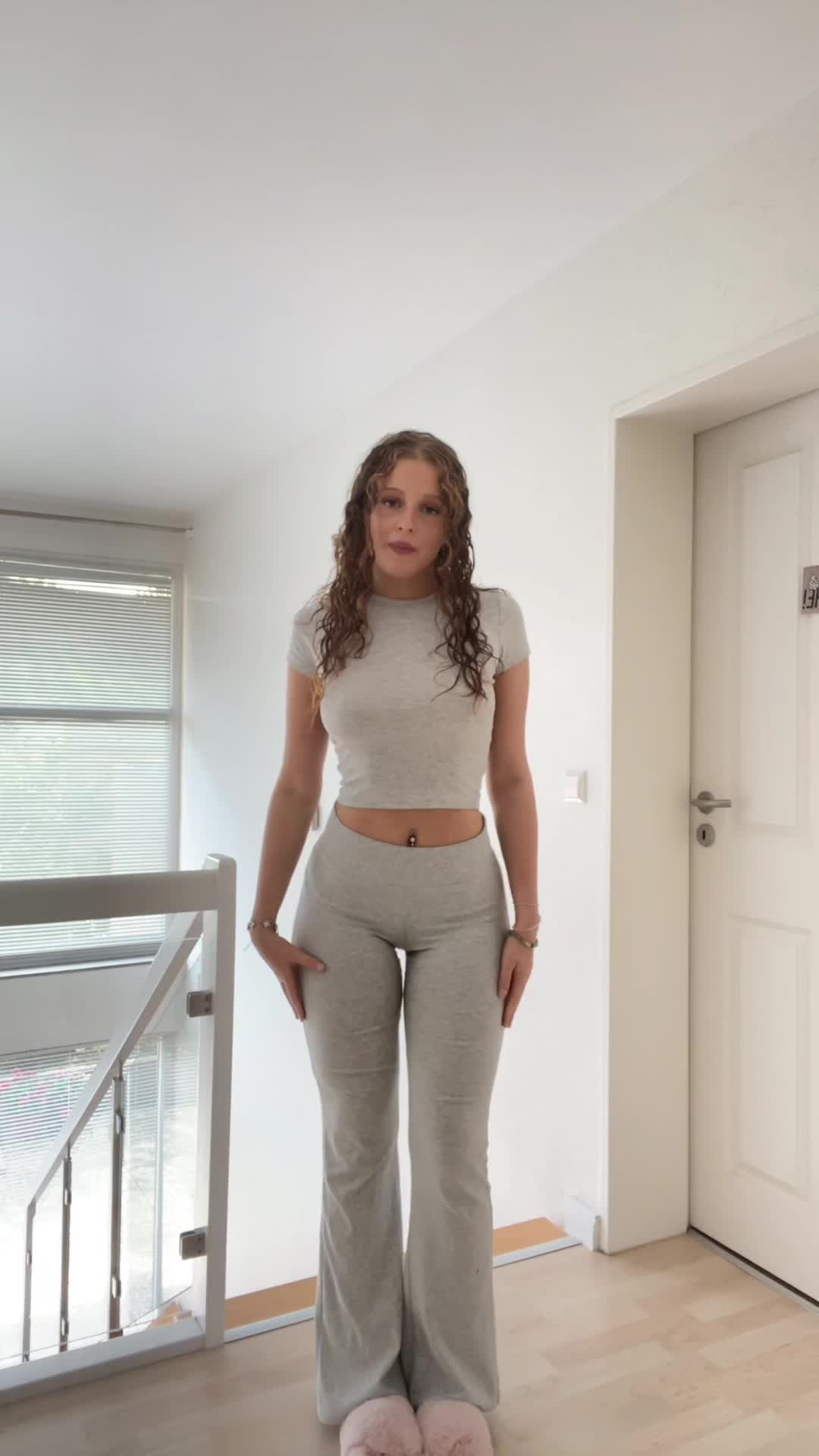 Video 1696268 from mayaa.zr