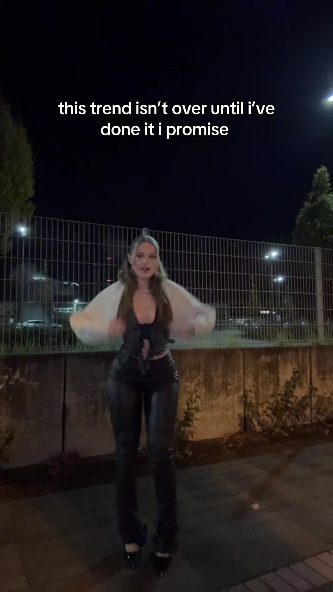 Video 1696284 from mayaa.zr