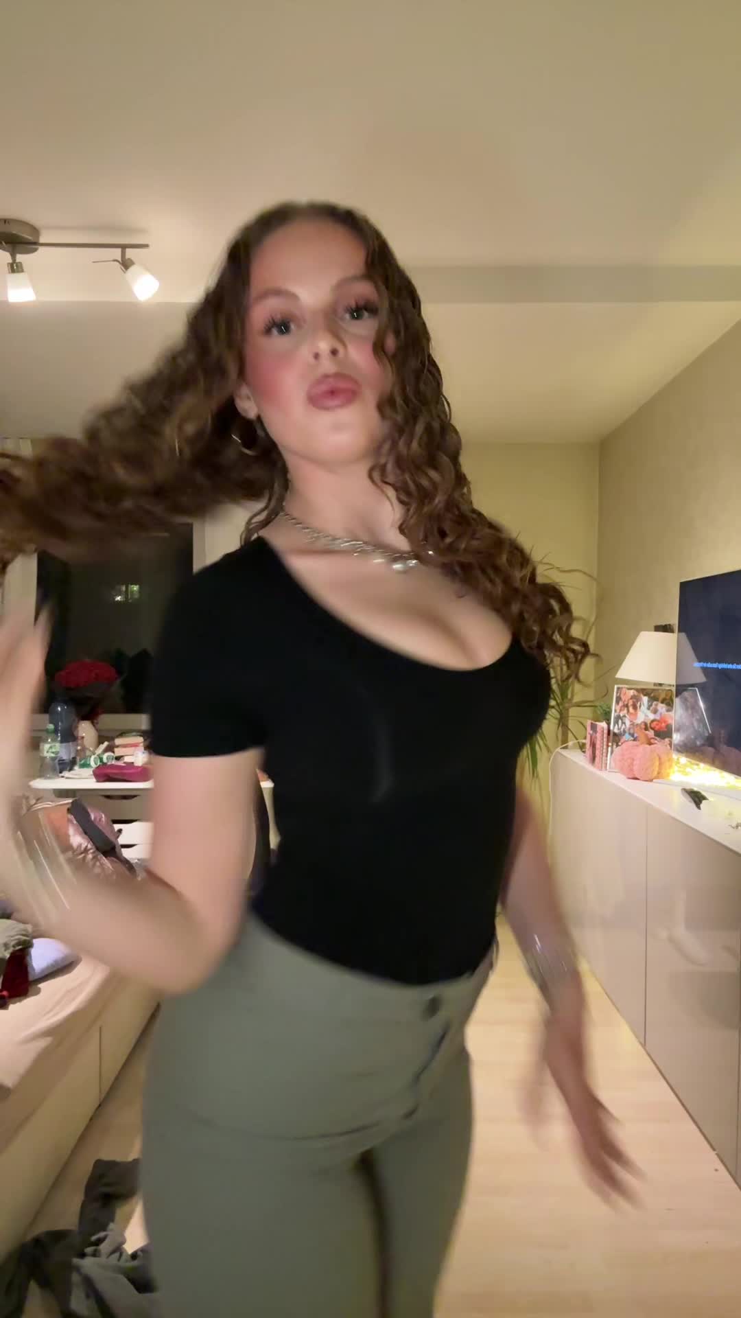Video 1696317 from mayaa.zr