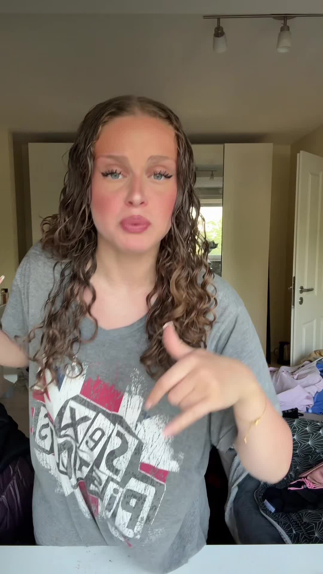 Video 1696332 from mayaa.zr