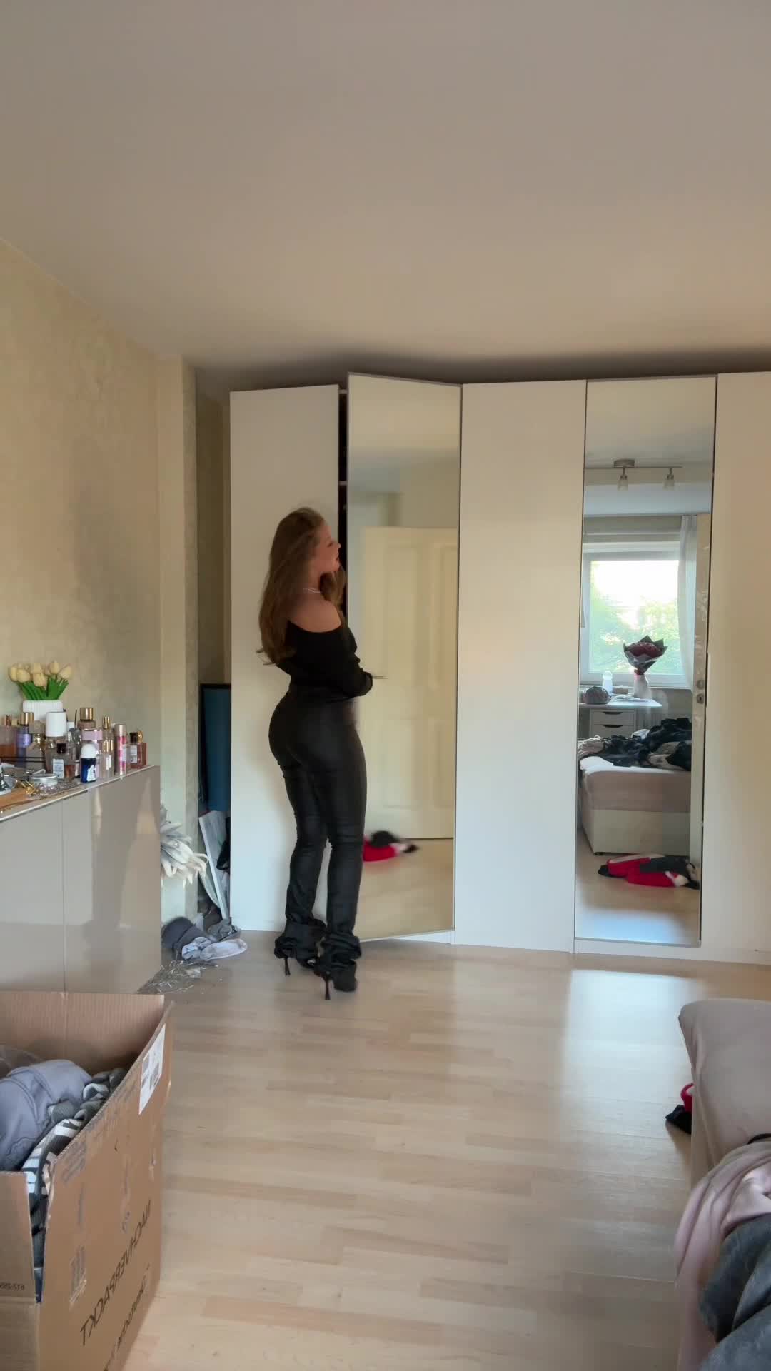 Video 1696336 from mayaa.zr