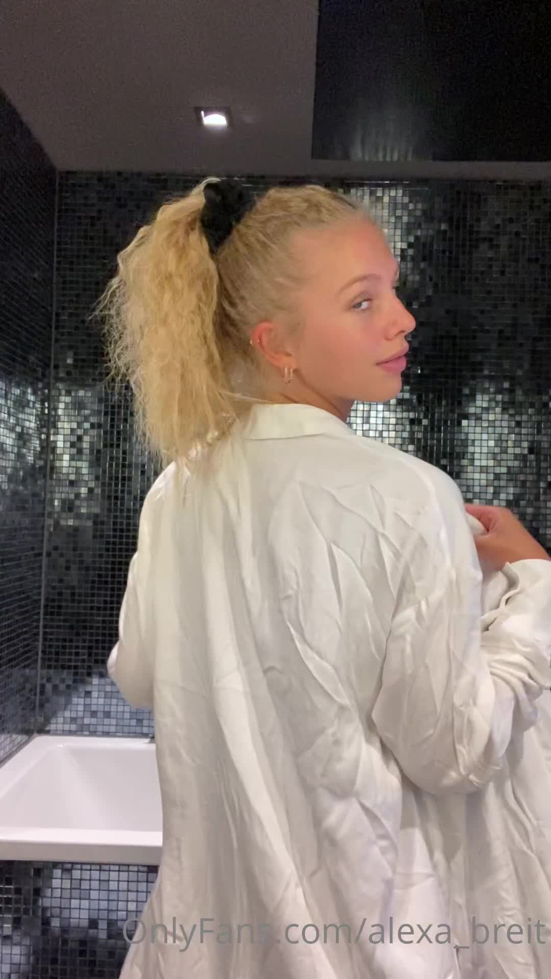 Video 14582 from Alexa Breit