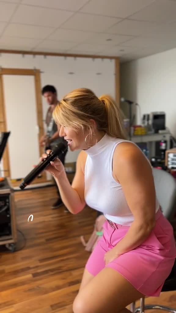 Video 16522 from Beatrice Egli