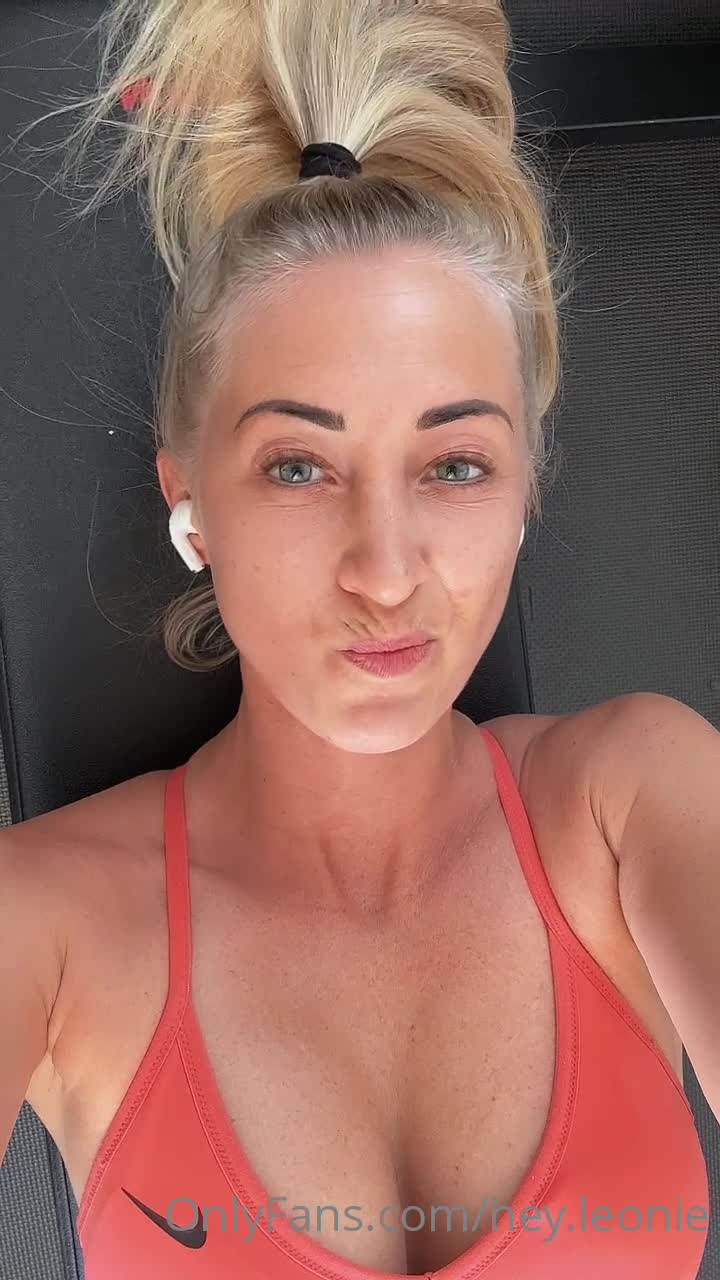 Video 17120 from Leonie Pur