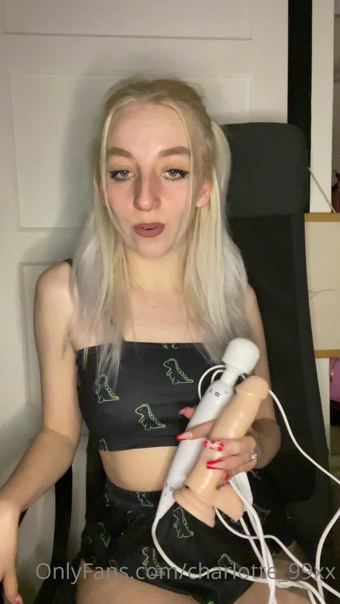 Video 18335 from Charlotte_99