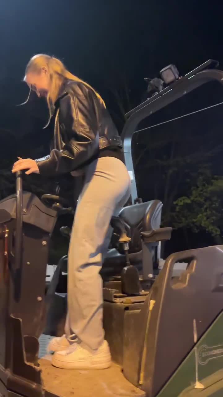 Video 18370 from Lenaa.hdl