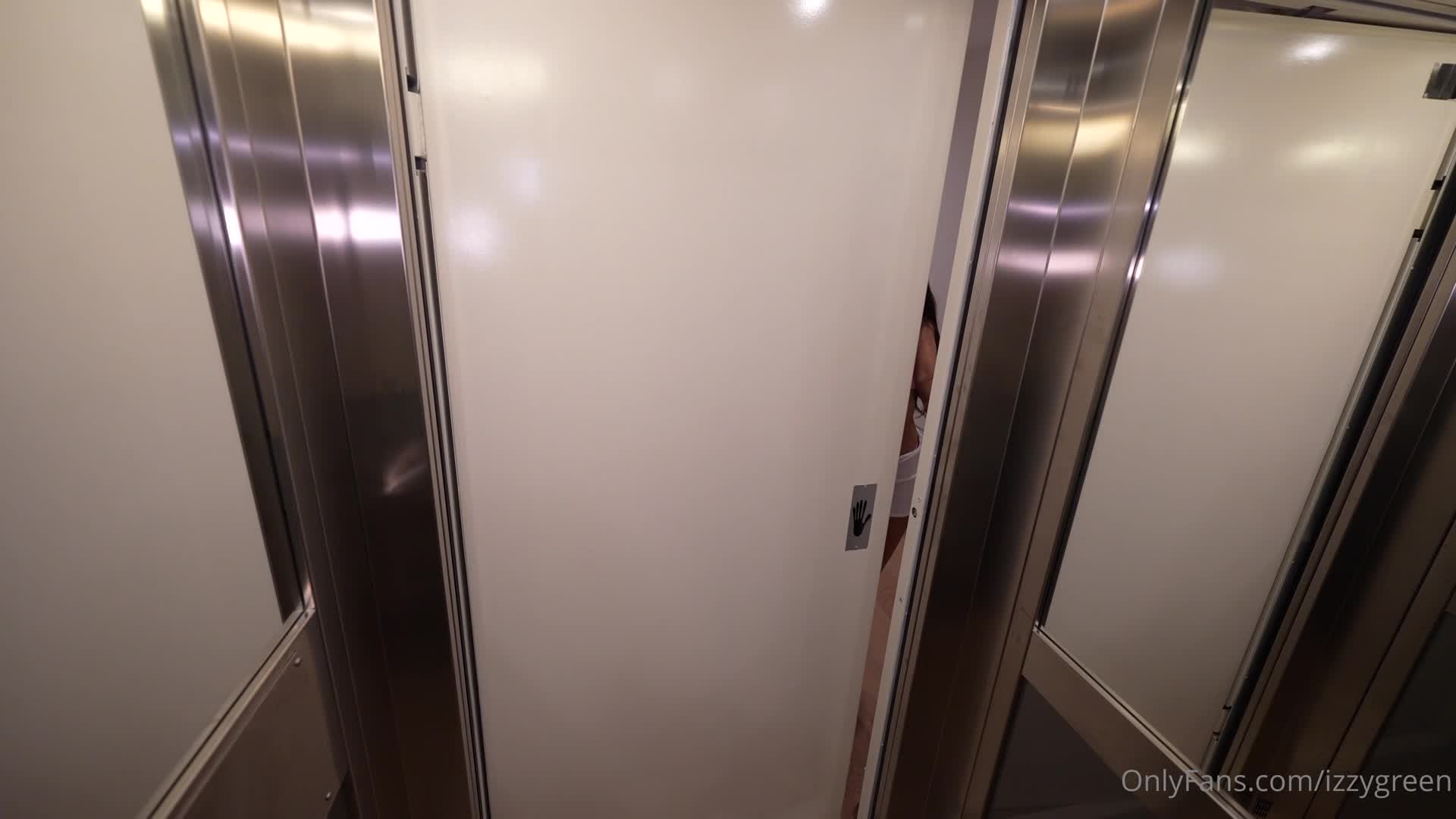 Video 20633 from Izzy Green