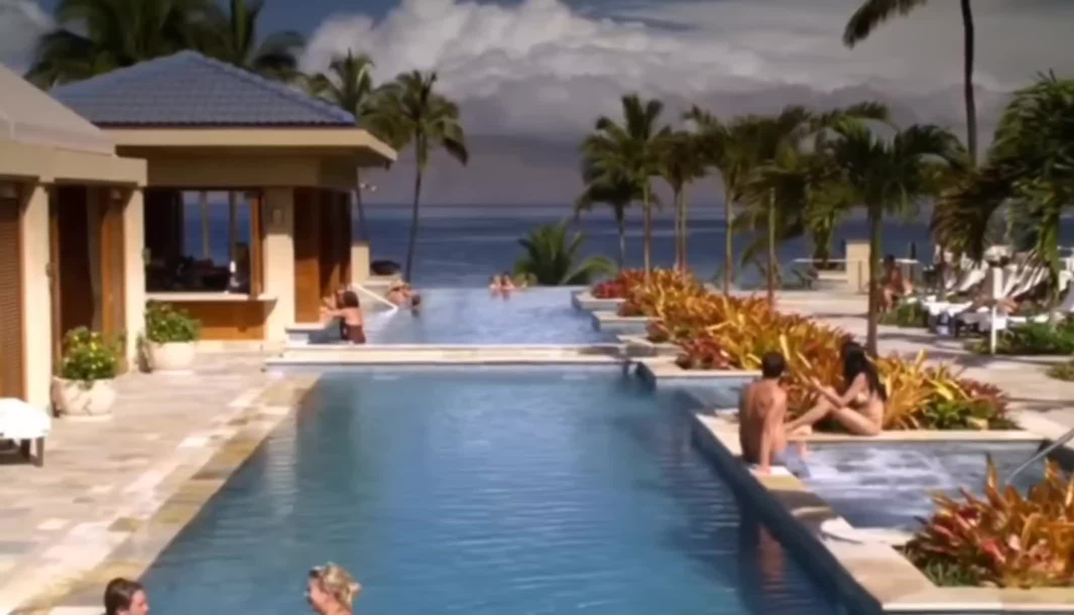 Video 20857 from Julie Bowen