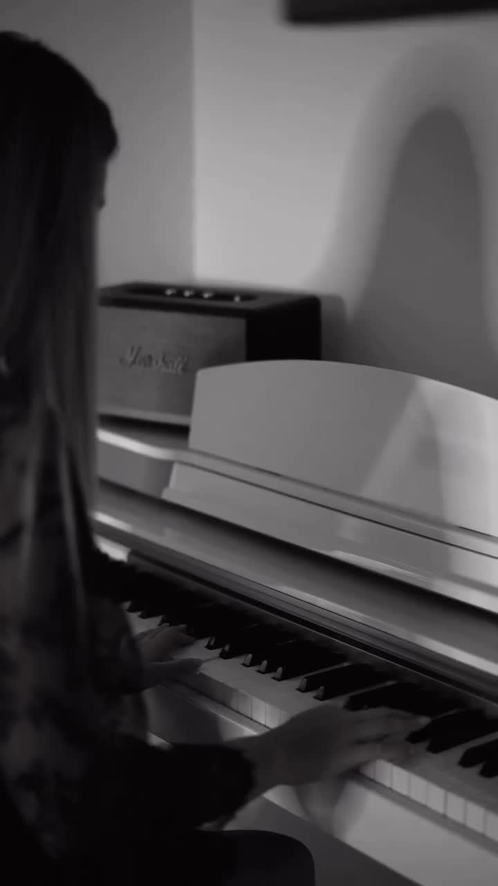 Video 22353 from Emilia BTE