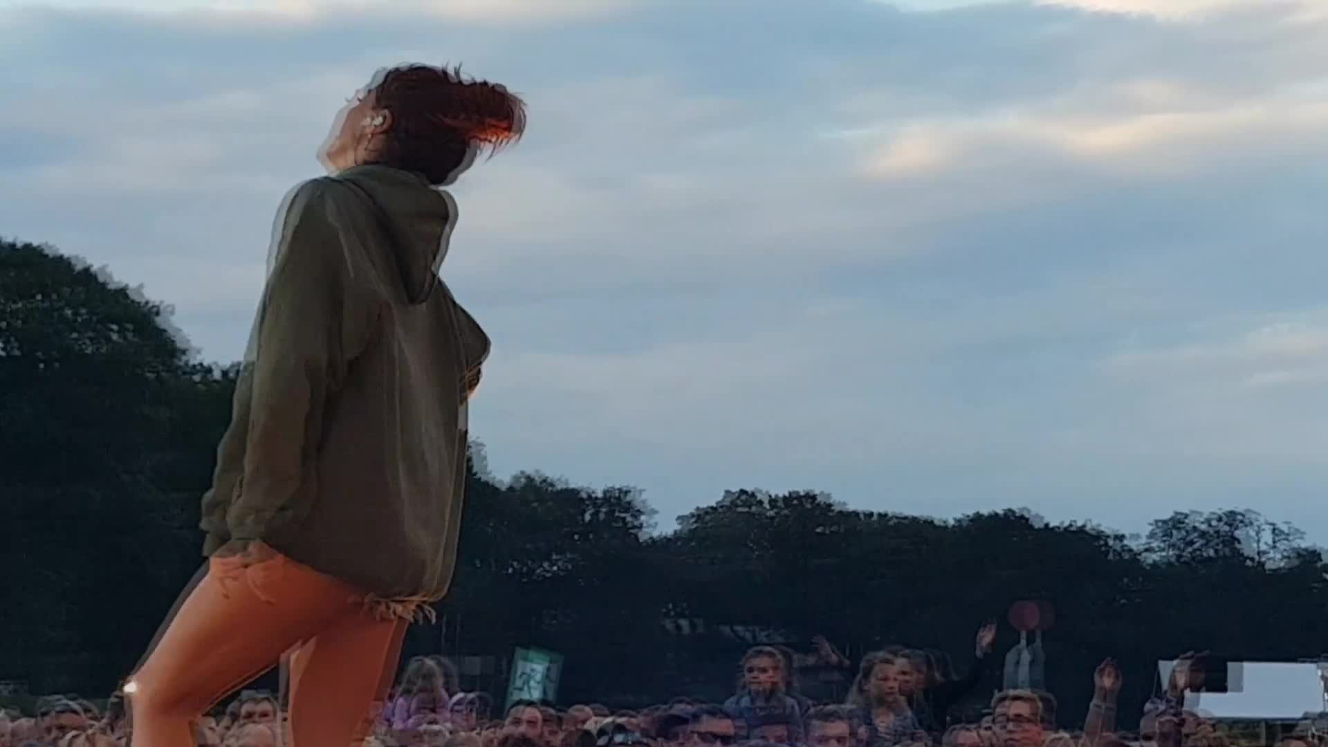 Video 22377 from Vanessa Mai