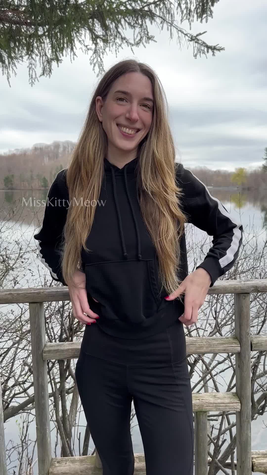 Video 22554 from MissKittyMeow