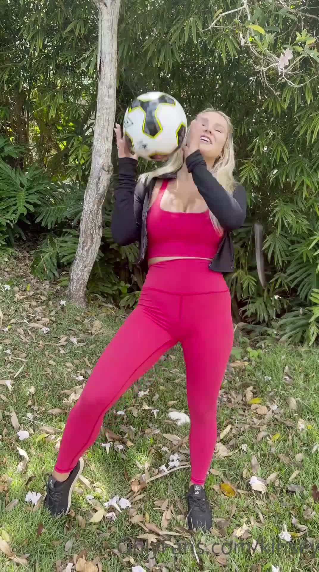 Video 24050 from Kinsey Wolanski