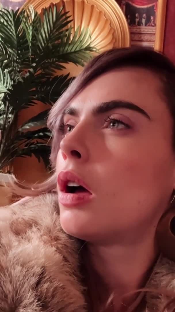 Video 24420 from Cara Delevingne