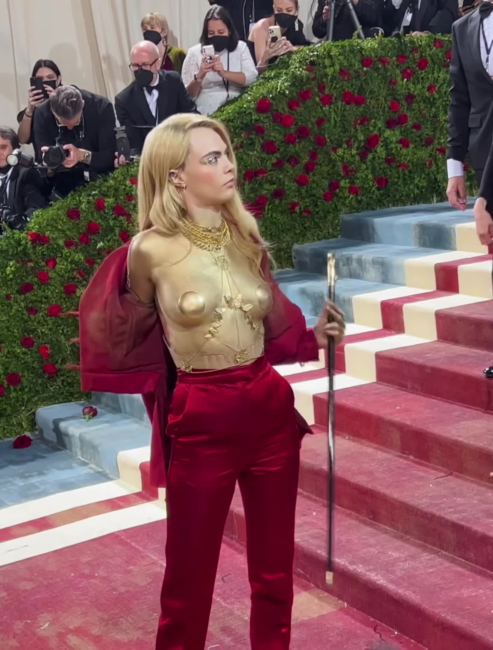 Video 24421 from Cara Delevingne