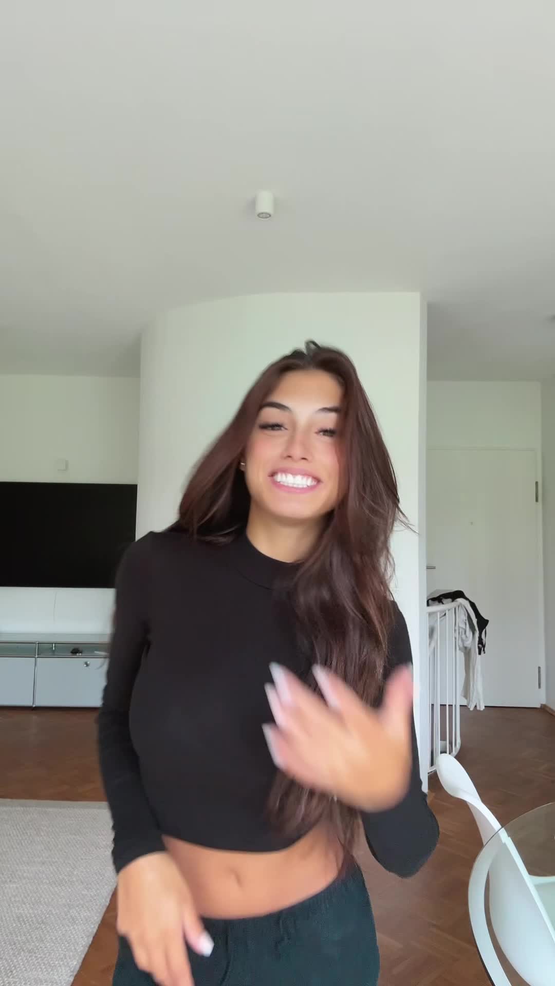 Video 24498 from Luna Farina