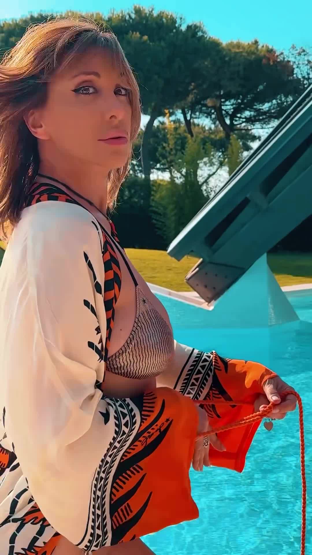 Video 24600 from Sabrina Salerno