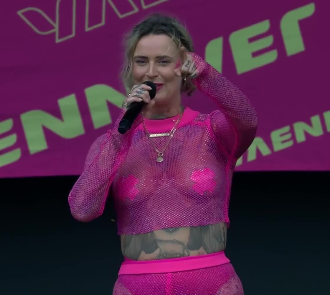 Video 24645 from Jennifer Weist