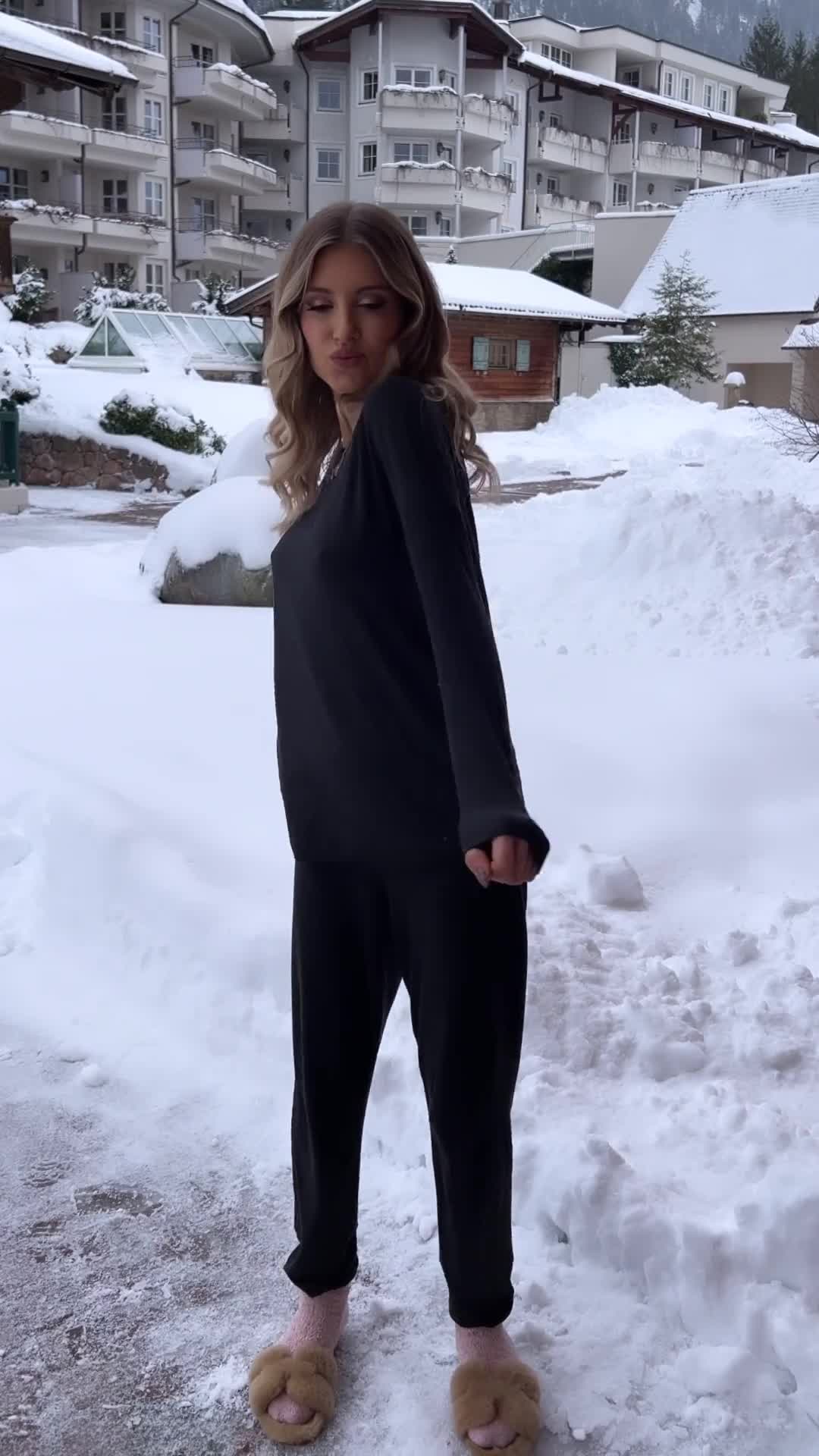 Video 24758 from Cathy Hummels