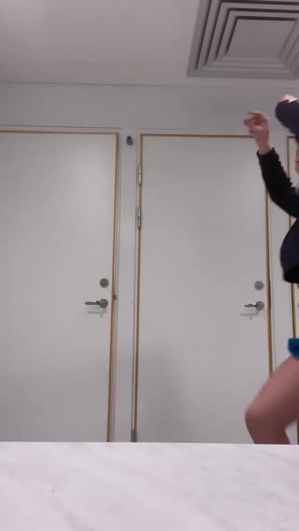 Video 26078 from Zara Larsson