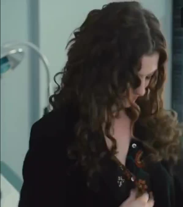 Video 26151 from Anne Hathaway