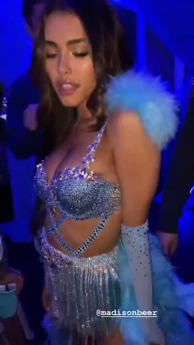 Video 26232 from Madison Beer