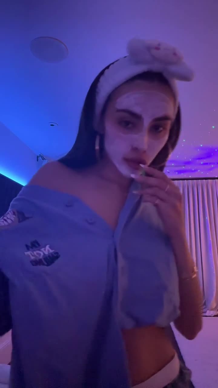 Video 26249 from Madison Beer