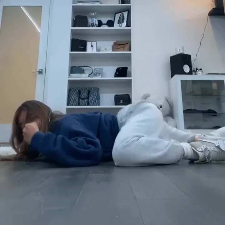 Video 26256 from Madison Beer