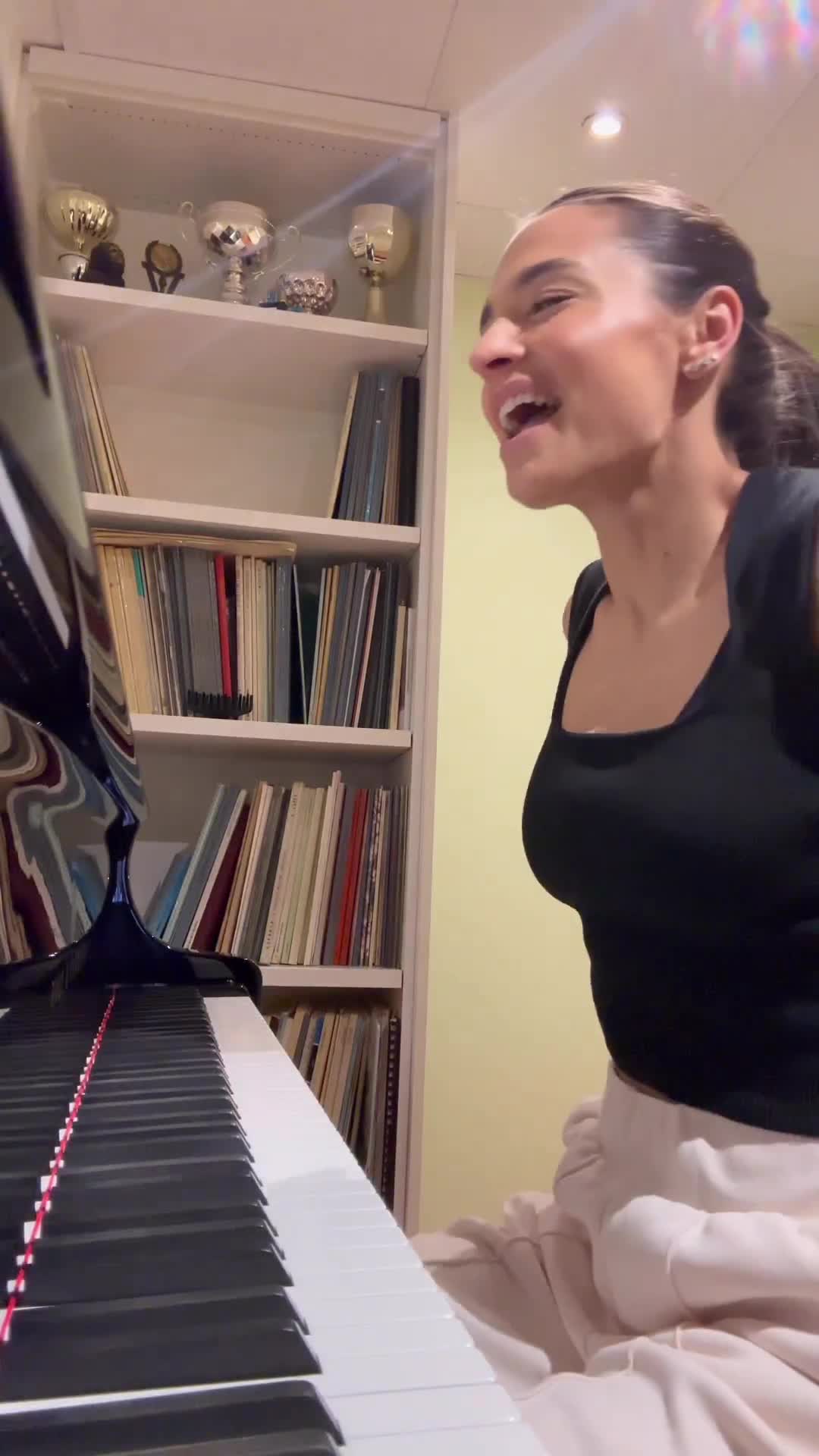 Video 26843 from Amira Aly / Pocher