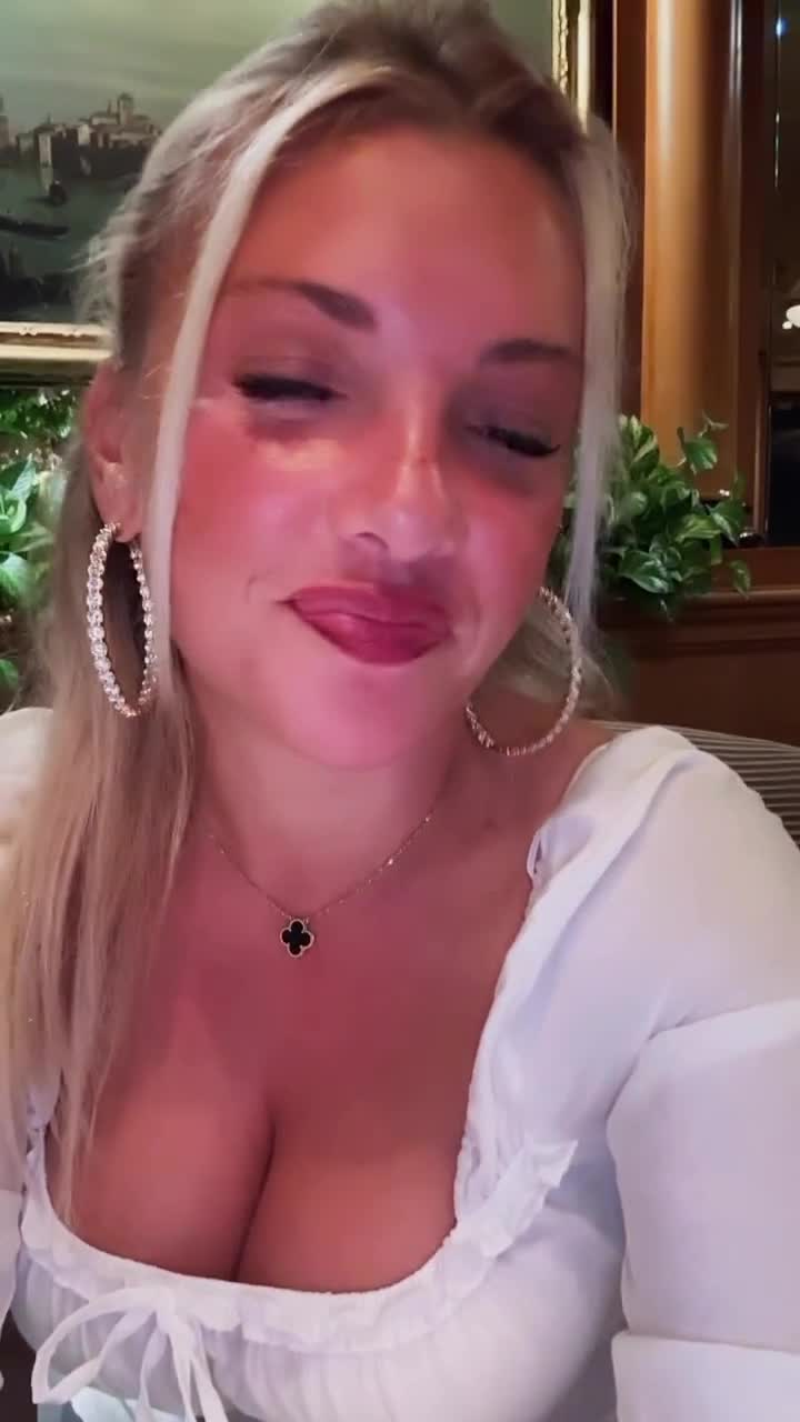 Video 27030 from Evelyn Burdecki