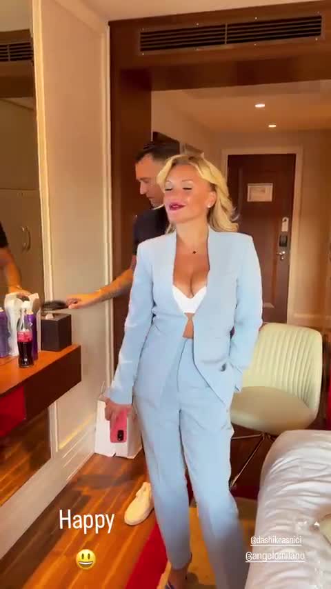 Video 27049 from Evelyn Burdecki