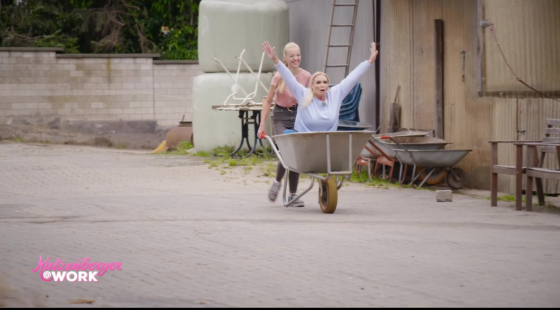 Video 27296 from Daniela Katzenberger