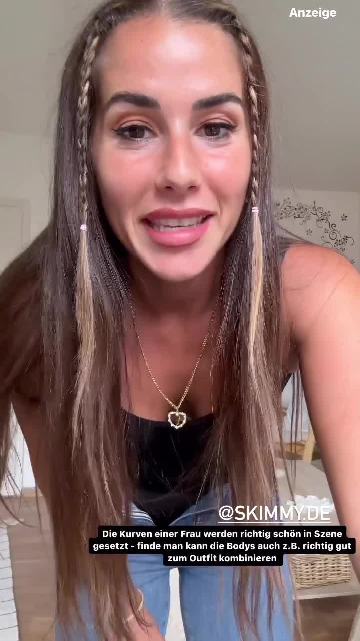 Video 27372 from Sarah Engels