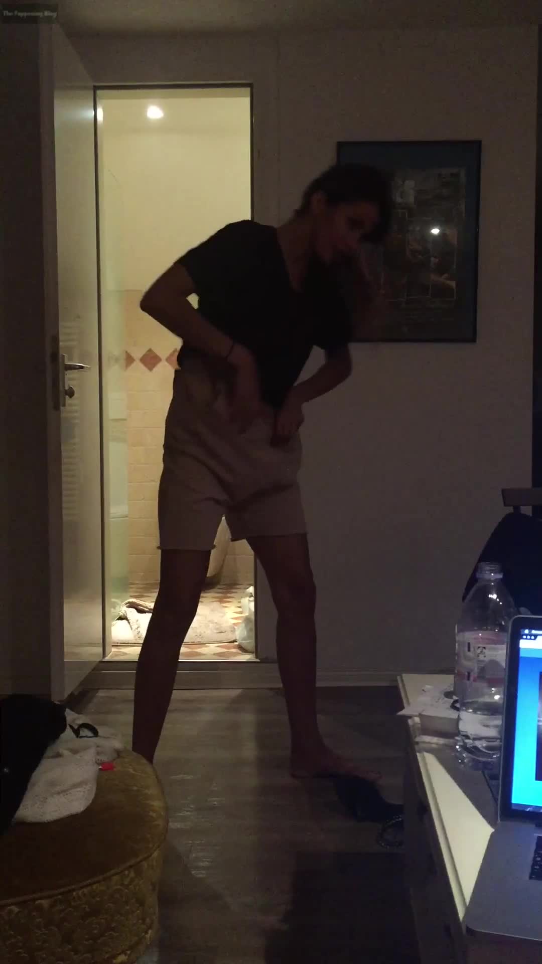 Video 27602 from Janina Youssefian