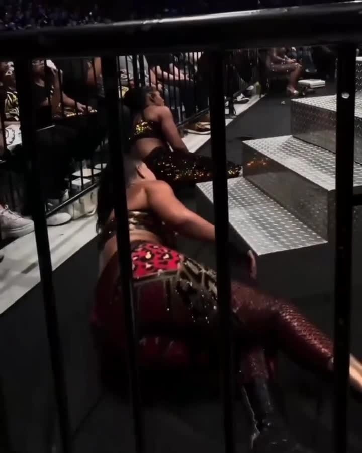 Video 27637 from Bayley