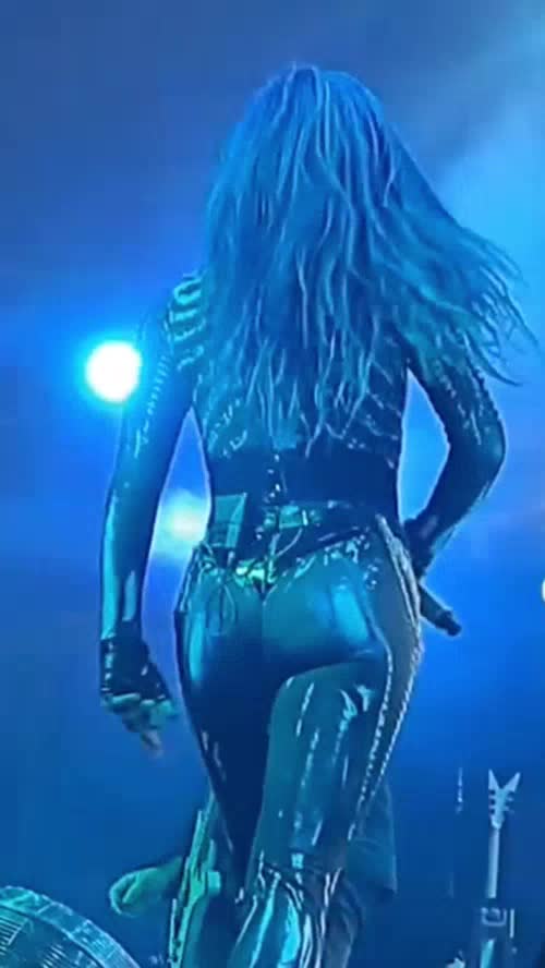 Video 28563 from Alissa White-Gluz