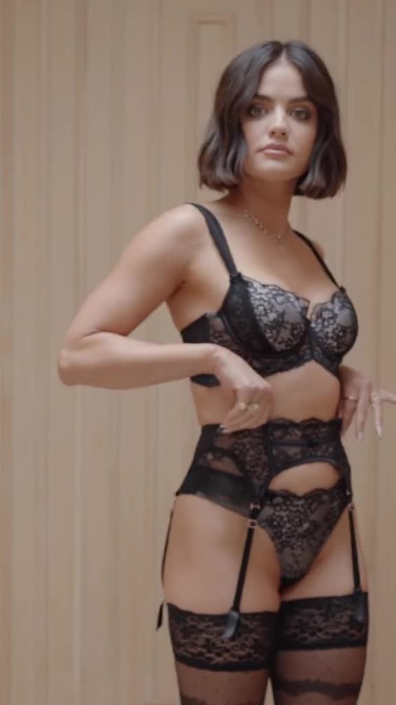 Video 28616 from Lucy Hale