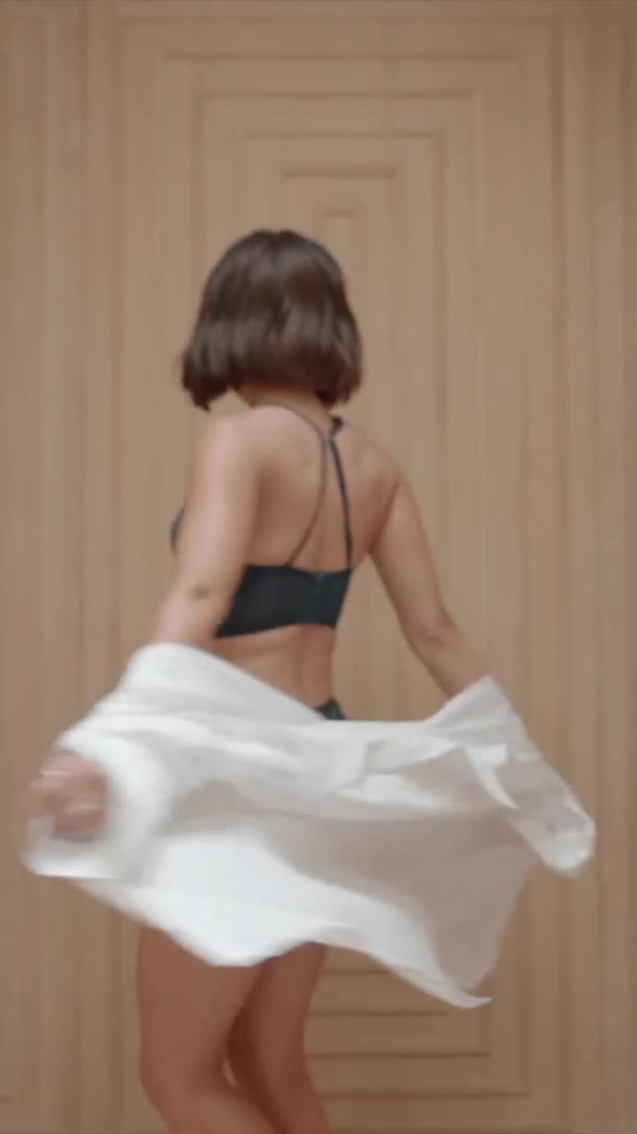 Video 28617 from Lucy Hale