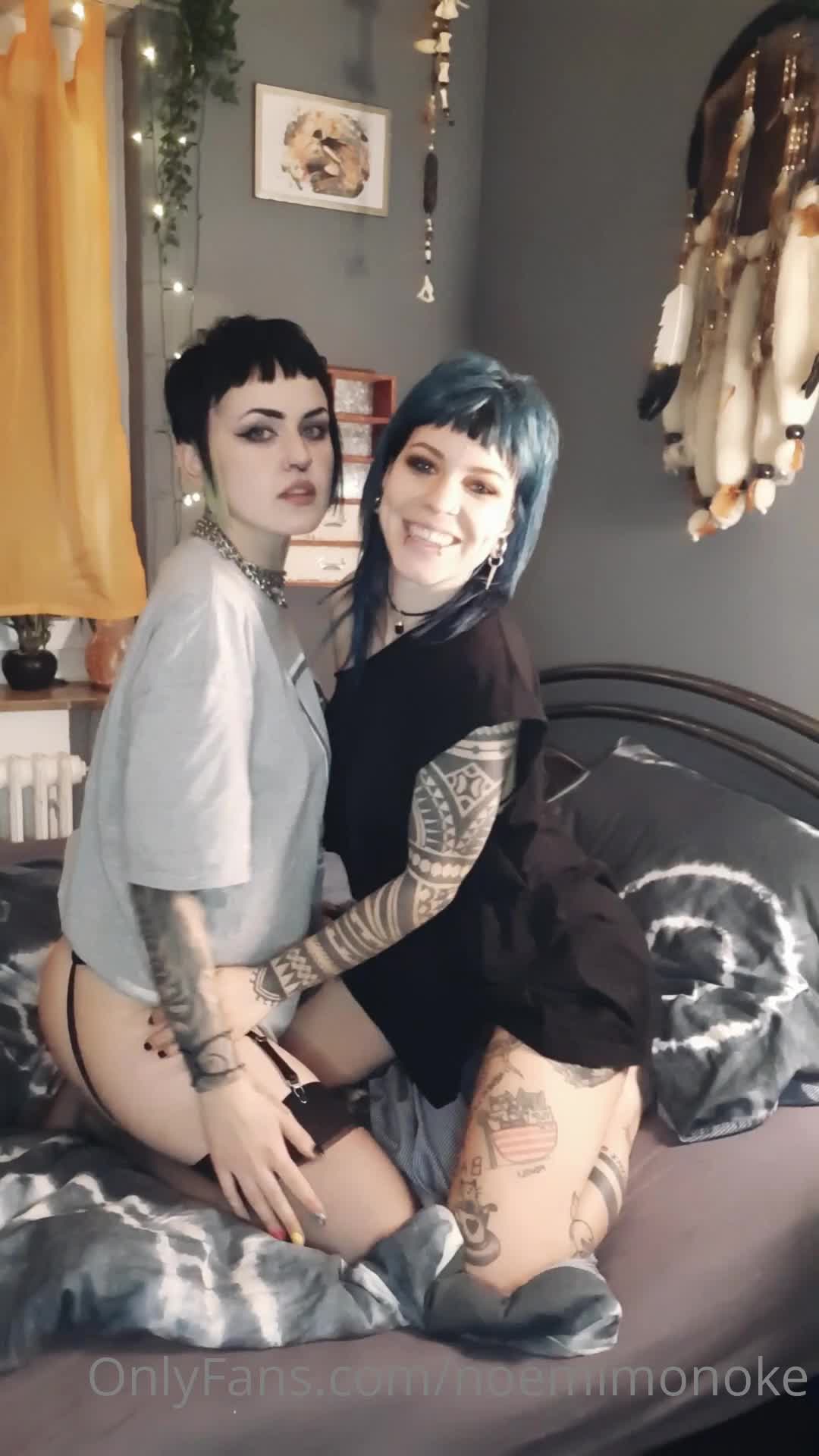 Video 31990 from Noemi Riot