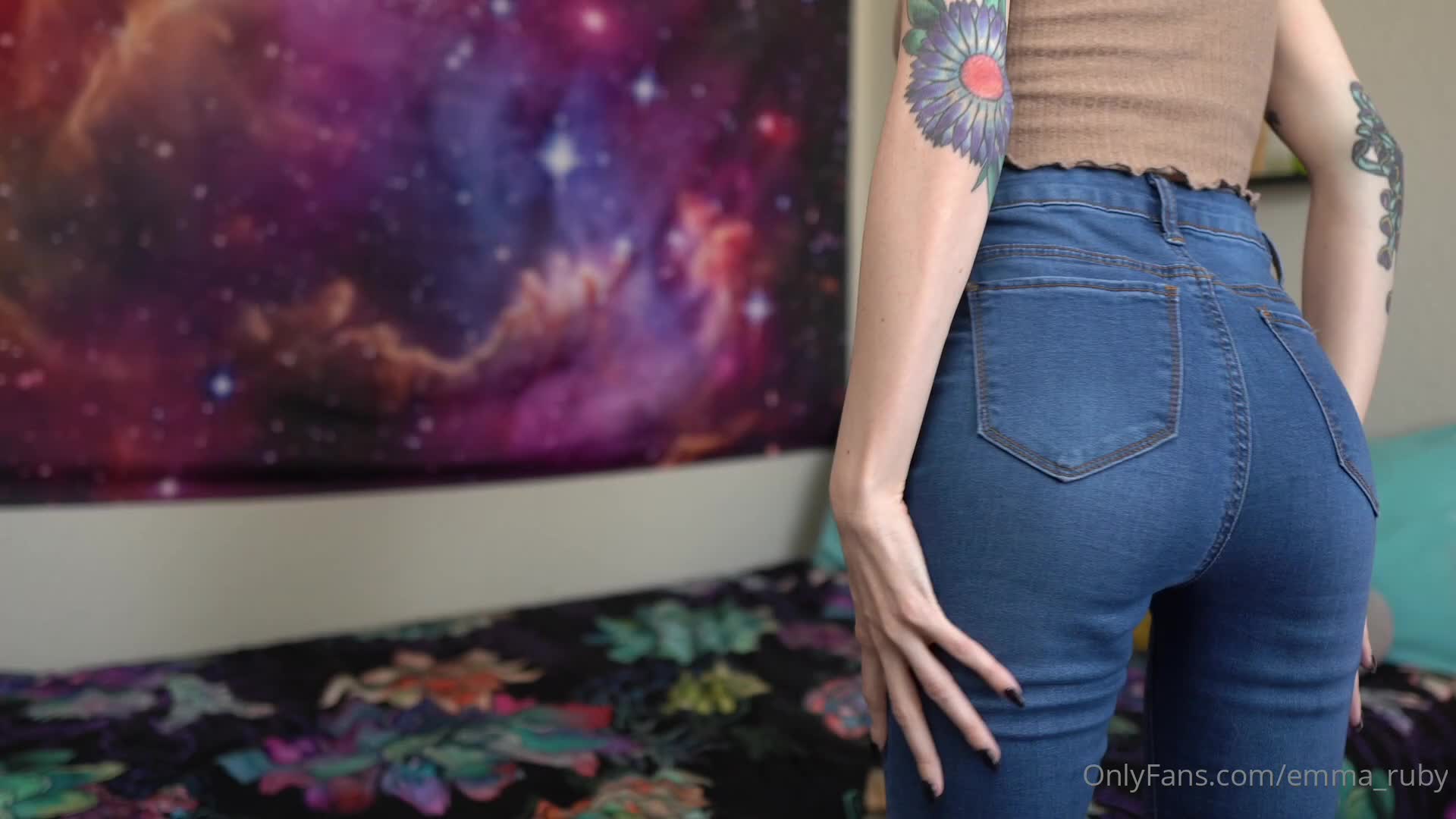 Video 33145 from Emma Ruby