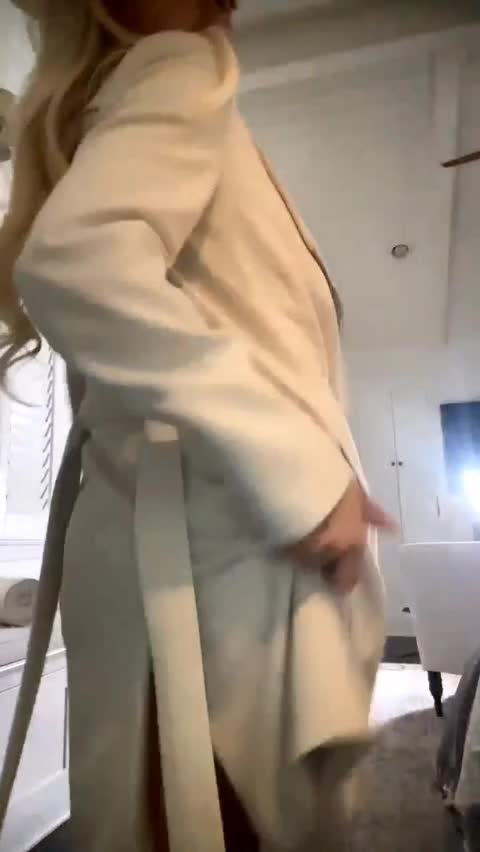 Video 35762 from Lindsey Pelas