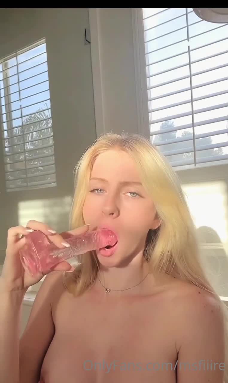 Video 35804 from Lilly Bloomes