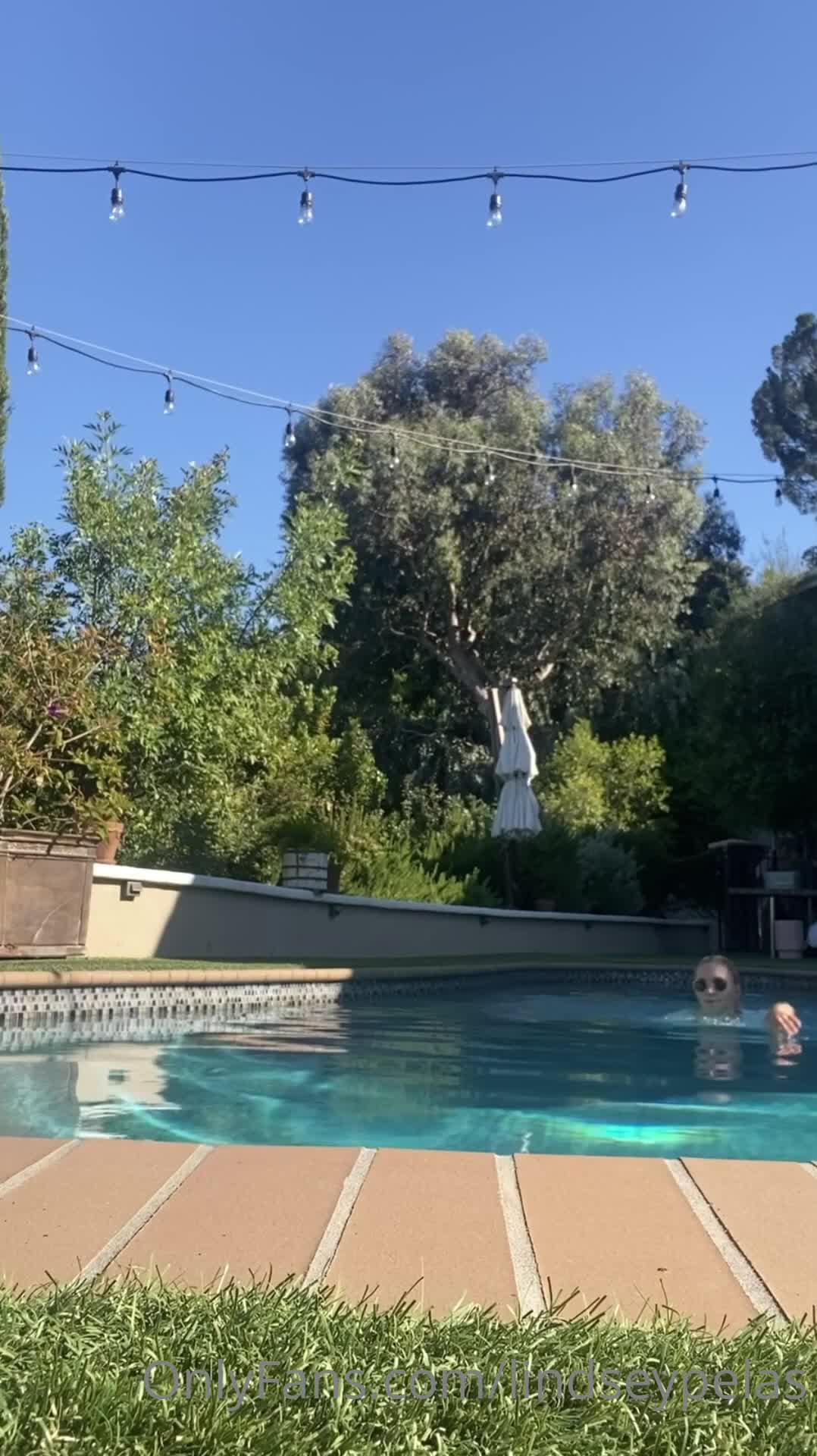 Video 35853 from Lindsey Pelas