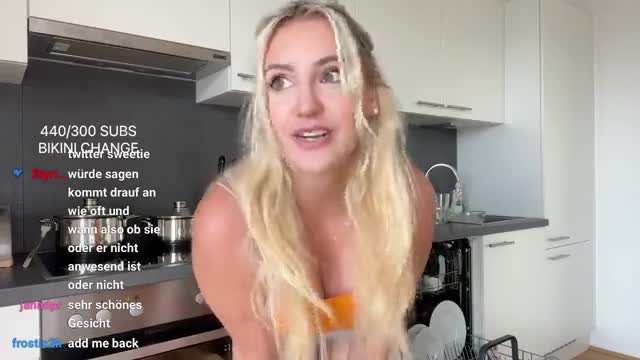 Video 40071 from Vansessy