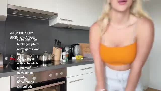 Video 40072 from Vansessy