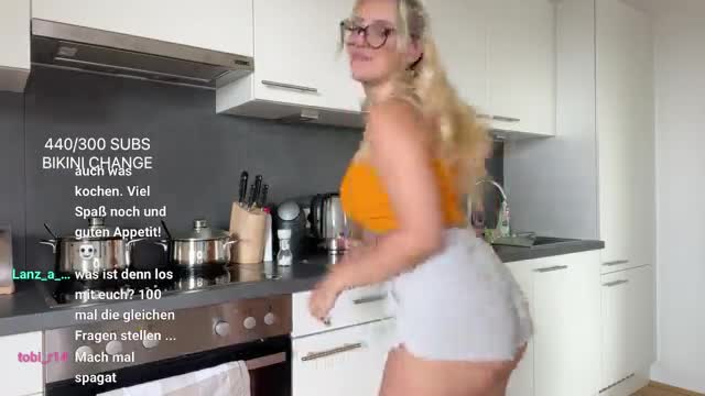 Video 40073 from Vansessy