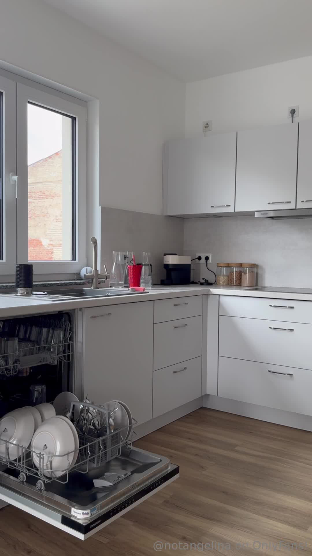 Video 41168 from Sarah Angelina